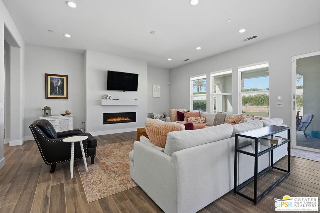 MLS #25629933PS image #24