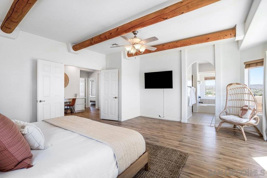 MLS #250040901SD image #15