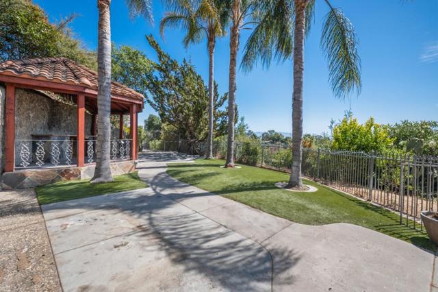 10981 Edgemont Drive, San Jose CA: https://media.crmls.org/mediaz/5ffc7fbb-7ed2-41c7-8ce4-280f8aec28d4.jpg