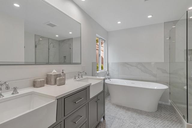 2100 Winged Foot Road, Half Moon Bay CA: https://media.crmls.org/mediaz/5ffcdd8c-2e38-412e-bf49-66d7535d379d.jpg