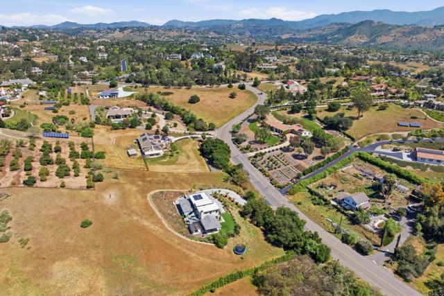 Detail Gallery Image 55 of 72 For 4407 Ramona Dr, Fallbrook,  CA 92028 - 4 Beds | 3/1 Baths