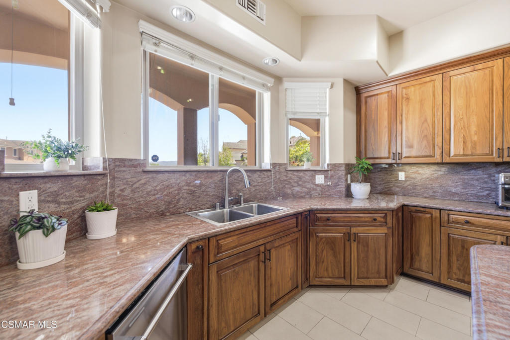 MLS #226001879 image #30