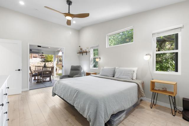 Detail Gallery Image 2 of 47 For 271 Coneflower Street, Encinitas,  CA 92024 - 2 Beds | 2 Baths