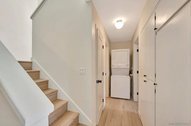465 Fourth Ave, Chula Vista CA: https://media.crmls.org/mediaz/5fffc5a9-930d-4d11-a998-82cd5acda019.jpg