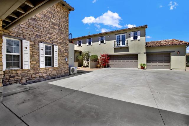 11443 Stockwood Cove, San Diego CA: https://media.crmls.org/mediaz/60002b33-f349-4c9b-a26c-e053f6144013.jpg