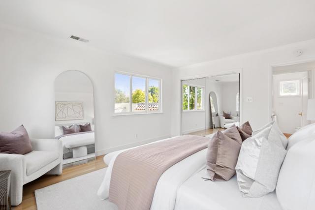 519 Francisco Drive, Burlingame CA: https://media.crmls.org/mediaz/60008acd-845a-438a-b383-b67ccd415a0c.jpg