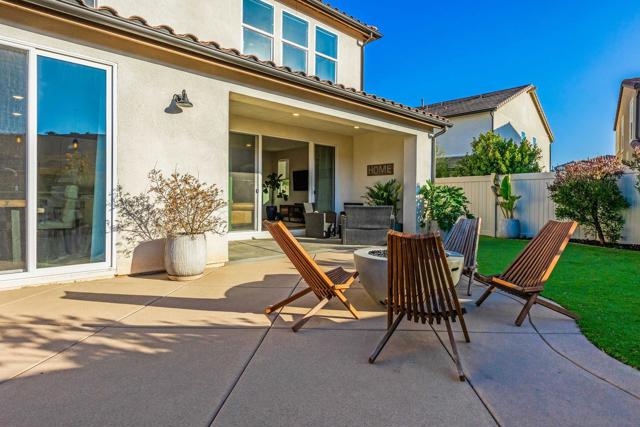 Image 32 of 70 For 8988 Trailridge Ave