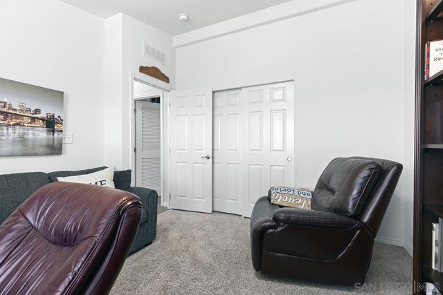 4027 Sumac Summit, Fallbrook CA: https://media.crmls.org/mediaz/6001ae9b-89c1-4521-9fc0-5600ae2c31af.jpg