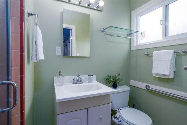 2037 Harding Avenue, San Mateo CA: https://media.crmls.org/mediaz/600274c0-386e-4f3c-b83a-6ff7bdd215b3.jpg