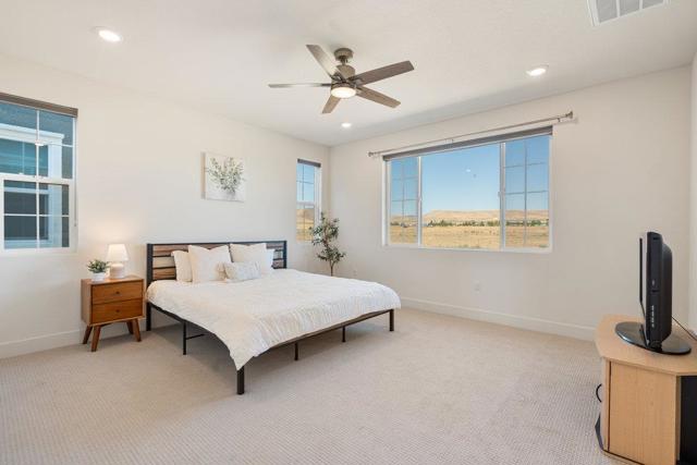 7221 Diamond Avenue, Tracy CA: https://media.crmls.org/mediaz/600390cb-a762-44d7-8a3c-e6be3feba133.jpg
