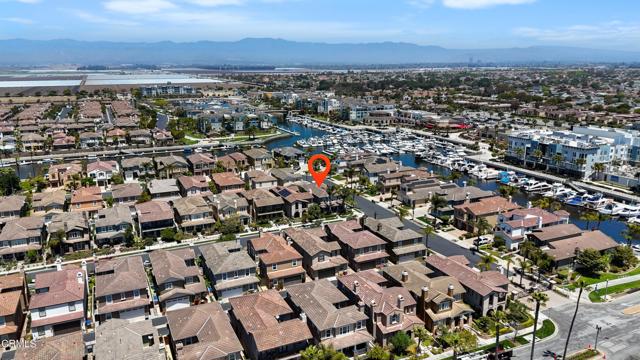 Detail Gallery Image 8 of 50 For 4003 Galapagos Way, Oxnard,  CA 93035 - 5 Beds | 3 Baths