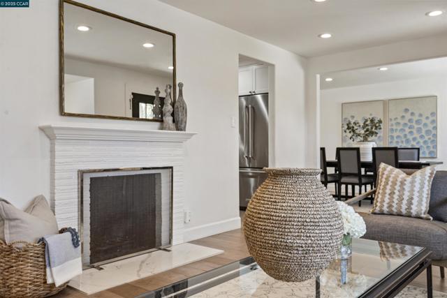 273 Valle Vista Dr, Danville CA: https://media.crmls.org/mediaz/60044ef0-7b94-44d0-a847-0214858b7bda.jpg