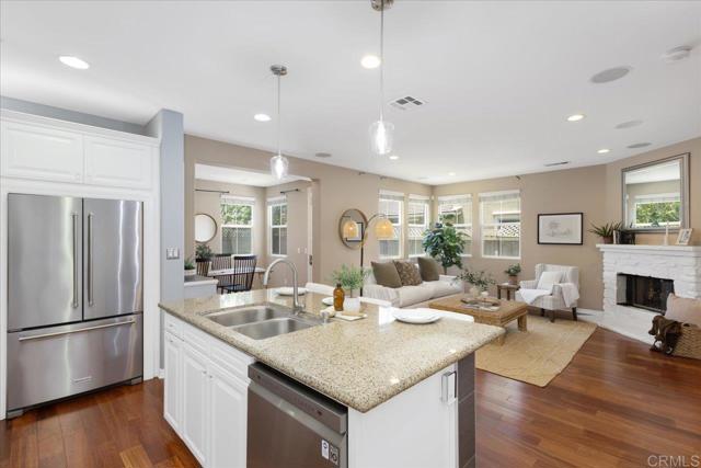 Detail Gallery Image 17 of 38 For 15809 Concord Ridge, San Diego,  CA 92127 - 4 Beds | 3/1 Baths