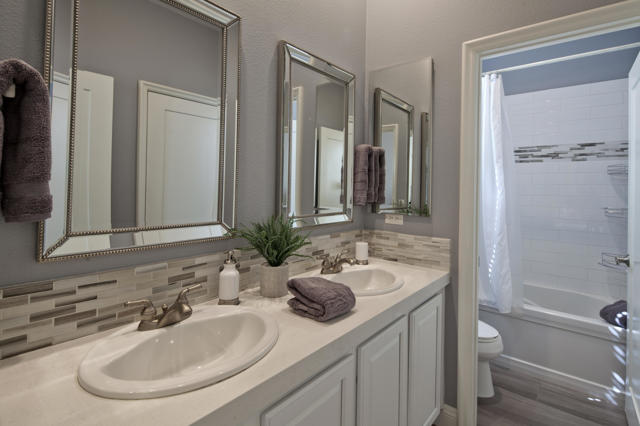 HO-49412Escalante-032