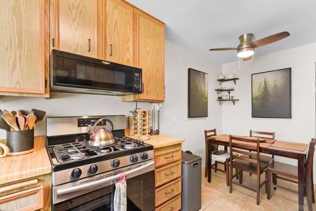 Detail Gallery Image 9 of 17 For 10386 Alphonse St, Santee,  CA 92071 - 2 Beds | 1/1 Baths