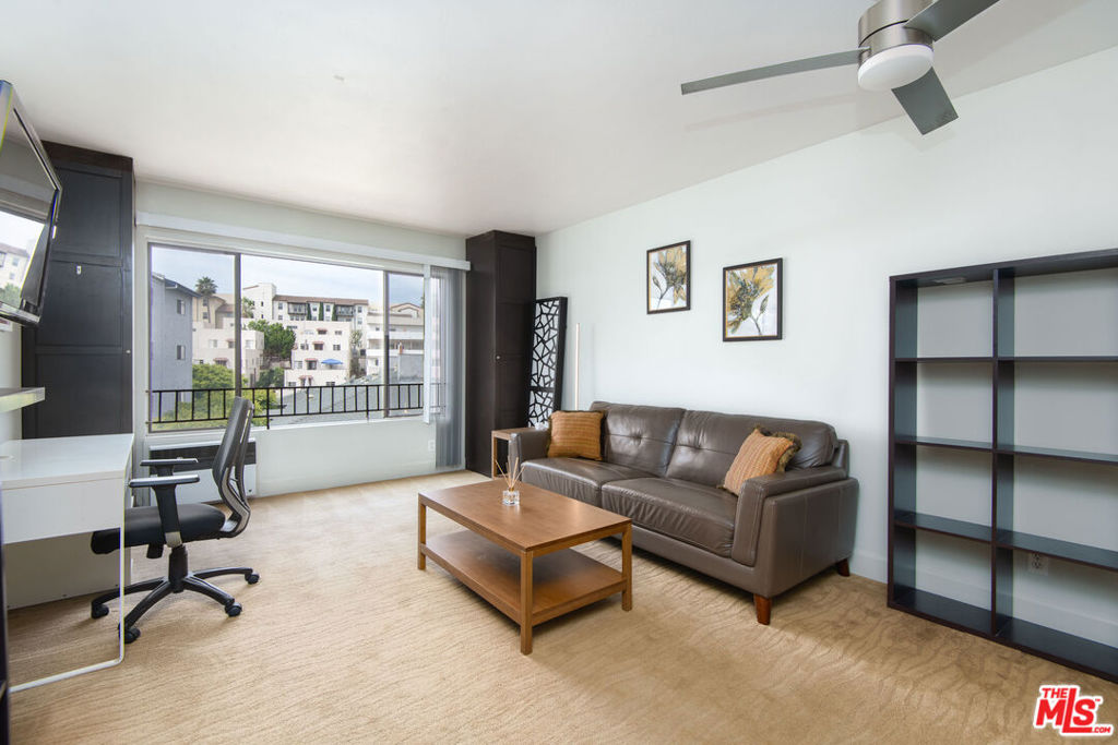10982 Roebling Avenue #462