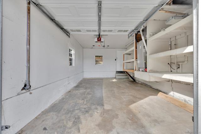 5170 Randlett Dr, La Mesa CA: https://media.crmls.org/mediaz/600a4f54-2606-4fcd-aab5-7e0f21616ab2.jpg