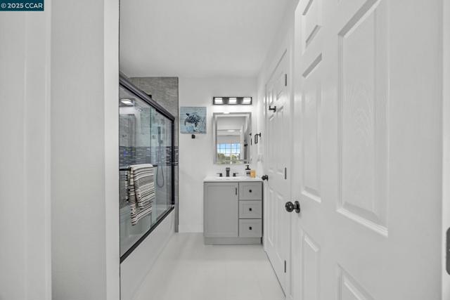 Image 35 of 60 For 917 60th St  