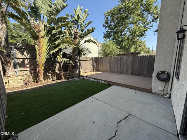 2328 Eskimo Lane, Ventura CA: https://media.crmls.org/mediaz/600bc6d0-05a0-4dc5-bf40-268550540d28.jpg