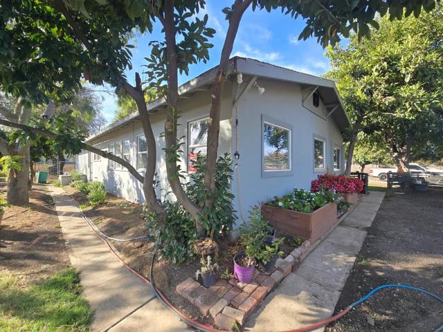 5985 Monterey Road, Gilroy CA: https://media.crmls.org/mediaz/600d317d-f056-4514-842f-01b5d0b31d7a.jpg