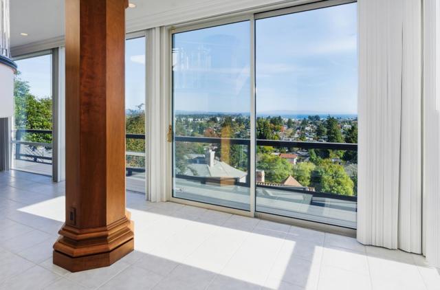 902 Laurent Street, Santa Cruz CA: https://media.crmls.org/mediaz/600da502-80fe-4c08-8d51-3d541a94744d.jpg