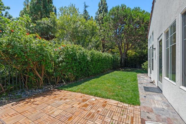 Detail Gallery Image 59 of 75 For 2327 Falkirk Row, La Jolla,  CA 92037 - 3 Beds | 3/1 Baths