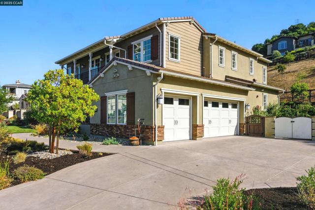 22 W Hill Way, Orinda CA: https://media.crmls.org/mediaz/600f5fcc-96cf-4203-8a98-a3652520e600.jpg