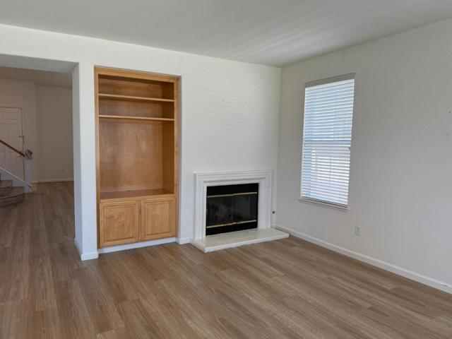 1065 Rockport Avenue, Redwood City CA: https://media.crmls.org/mediaz/6010d8b4-8e93-40f3-a127-91dd106e2d5b.jpg
