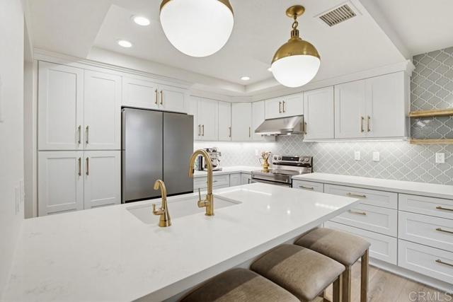 Detail Gallery Image 14 of 41 For 11870 Caminito Ronaldo #139,  San Diego,  CA 92128 - 3 Beds | 2 Baths