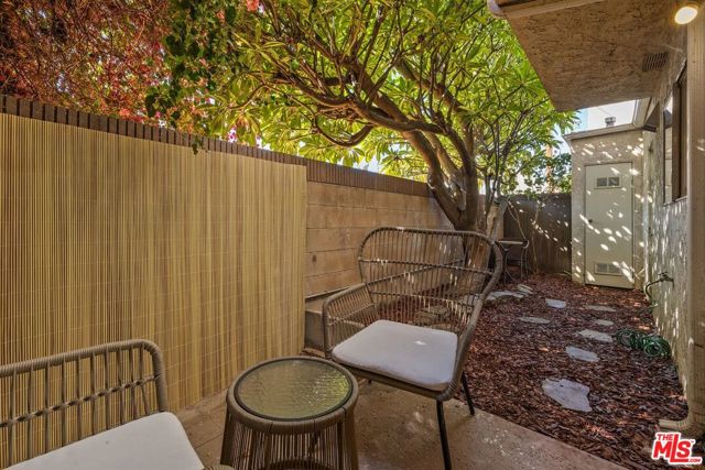 1230 South Mayflower Avenue, D photo 14