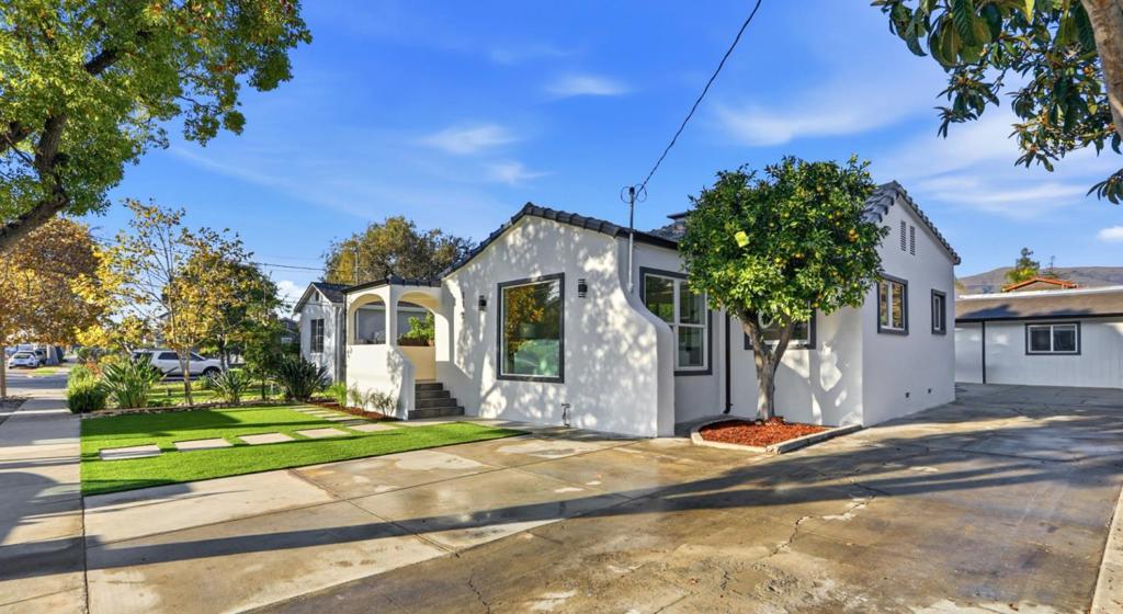 112 S Cragmont Avenue