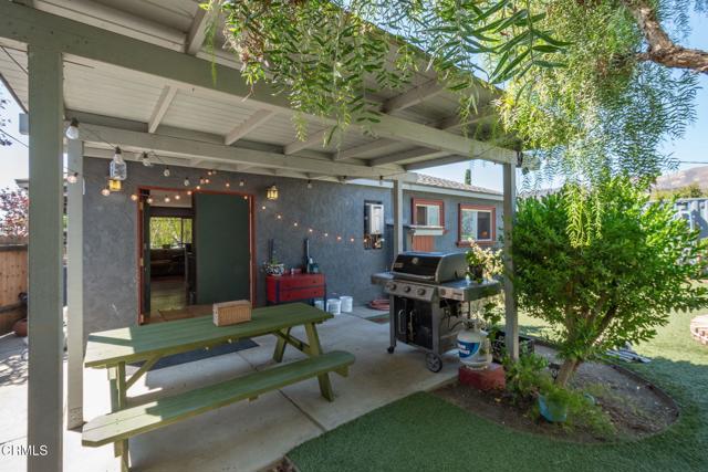 885 Riverside Street, Ventura CA: https://media.crmls.org/mediaz/6015a144-48db-4097-870c-a4ff1e453e55.jpg