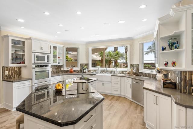 617 Gage Drive, San Diego CA: https://media.crmls.org/mediaz/6016421c-90df-4f90-bb06-5f53c4b63f9a.jpg