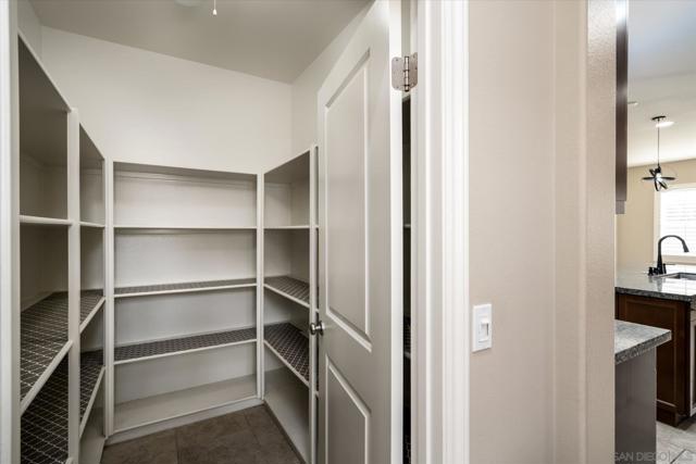 35056 Knollview Ct, Winchester CA: https://media.crmls.org/mediaz/601700ba-0c17-4e05-a9e2-0c529fc254cf.jpg