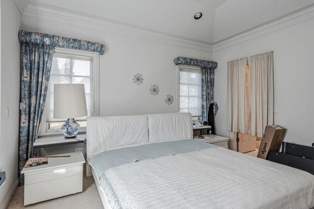 280 Uplands Drive, Hillsborough CA: https://media.crmls.org/mediaz/601784e8-478a-40e0-a804-2f3ec6f5f8ac.jpg