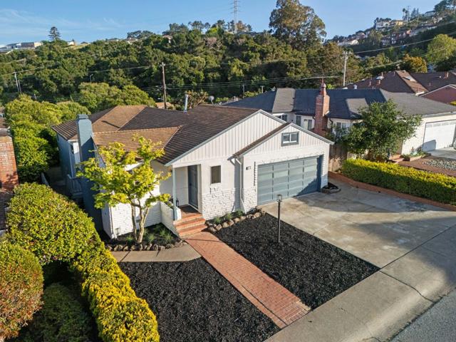 515 Helen Drive, Millbrae CA: https://media.crmls.org/mediaz/60187ce4-2766-448b-a4e4-997936c9f812.jpg