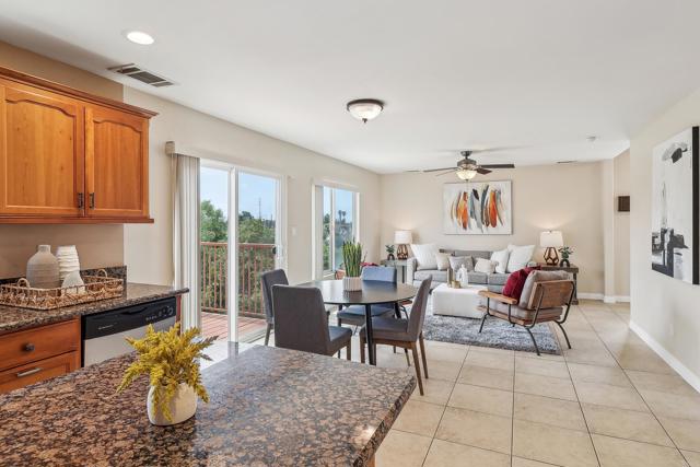 1215 Weaver St, San Diego CA: https://media.crmls.org/mediaz/601c91a9-f9a6-46c6-b243-021398331469.jpg