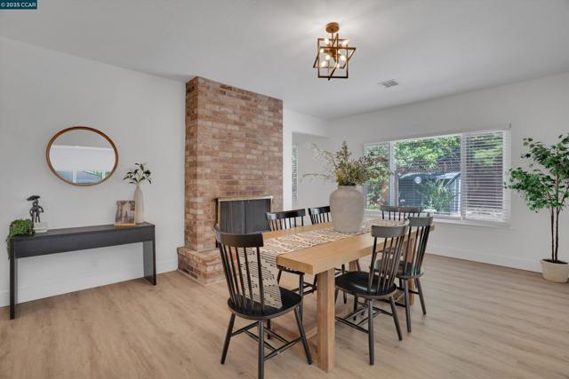 Image 6 of 34 For 4085 Sutro Dr