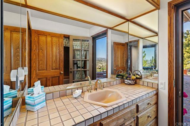 Detail Gallery Image 48 of 53 For 1605 Vista Del Valle, El Cajon,  CA 92019 - 3 Beds | 2/2 Baths