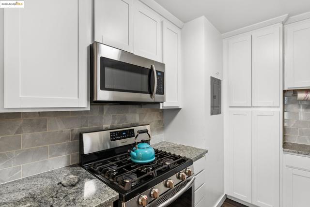 2044 Sierra Rd., Concord CA: https://media.crmls.org/mediaz/601da0bc-43bb-4b8f-85aa-96946f09dc47.jpg