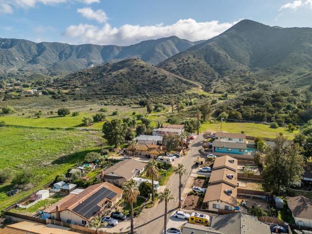 Detail Gallery Image 13 of 43 For 33115 Evergreen Sreet, Lake Elsinore,  CA 92530 - 5 Beds | 3 Baths