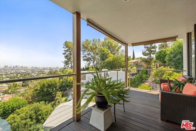 6190 Temple Hill Drive, Los Angeles CA: https://media.crmls.org/mediaz/601f804b-772b-4b30-9ddc-13a0d924b651.jpg