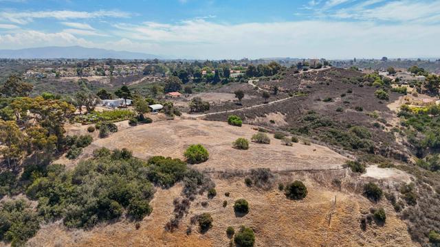 Detail Gallery Image 18 of 26 For Randy Ln, Bonita,  CA 91902 - – Beds | – Baths