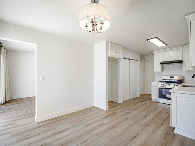 919 Acosta Plaza, Salinas CA: https://media.crmls.org/mediaz/601fd11a-fc29-43eb-8e2a-bcf0b48e82c7.jpg