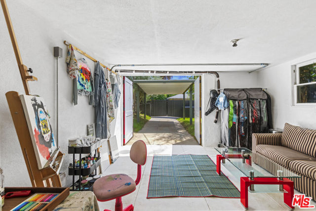 602173a4 7968 4f2e 8fbe 24e7941ac972