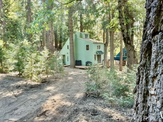 Image 60 of 64 For 22156 Crestline Road