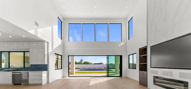 41955 Altanos Road, Temecula CA: https://media.crmls.org/mediaz/602218ed-b63b-4789-acf0-1dbde9e44906.jpg