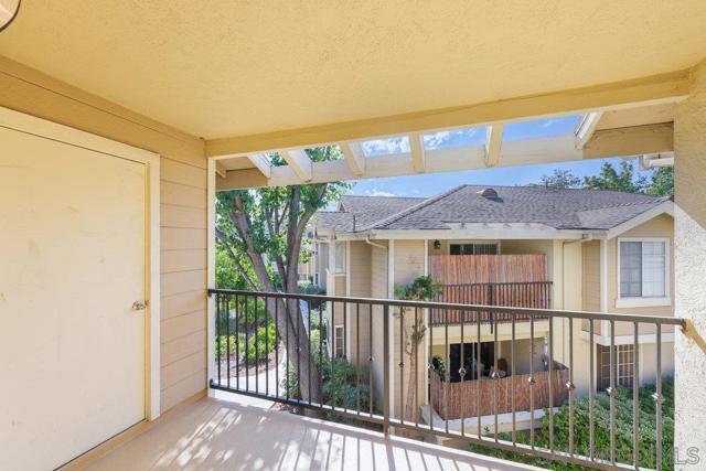 3565 Grove St, Lemon Grove CA: https://media.crmls.org/mediaz/6022817e-3145-4360-834f-6ee2afa73db0.jpg