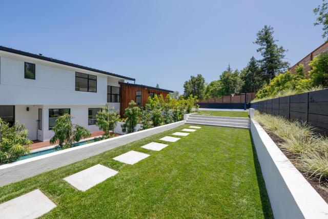 3964 Jefferson Avenue, Redwood City CA: https://media.crmls.org/mediaz/6022d093-cffa-4dff-b593-cb27a959bd7b.jpg