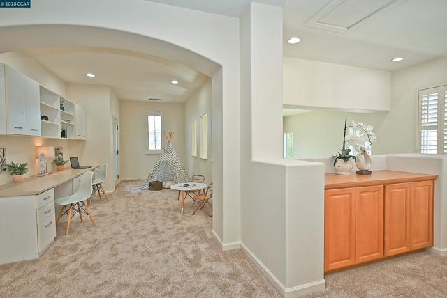 1416 Allanmere Dr, San Ramon CA: https://media.crmls.org/mediaz/6022e230-3d27-4397-964c-fab7cd543b71.jpg
